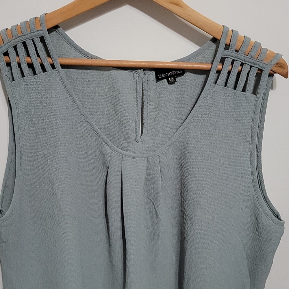🎀 2for$15 🎀 sage green Blousy Tank 3xl